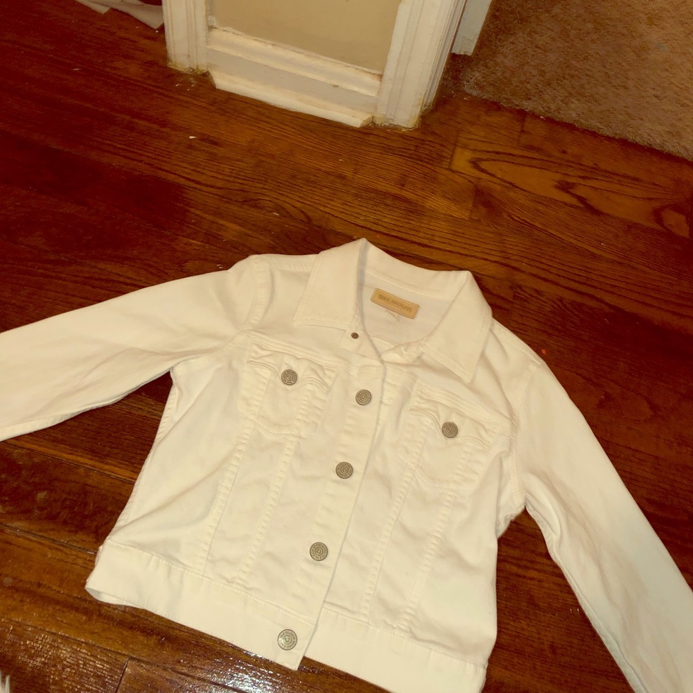 True religion white jean jacket size medium